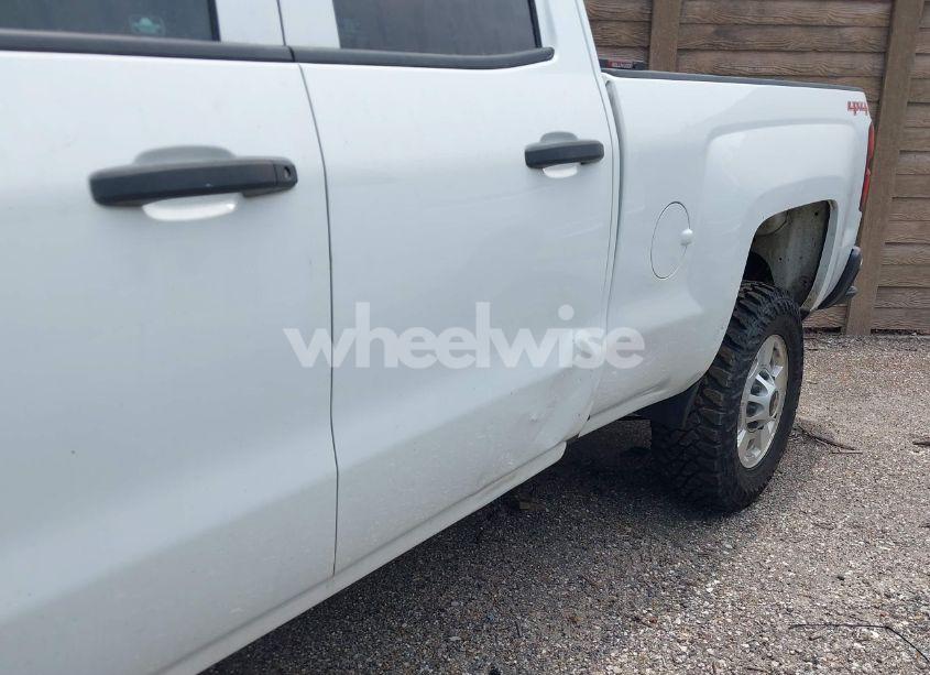 Photo 6 of 2016 Chevrolet Silverado 2500HD WT (VIN 1GC2KUEGXGZ237228)