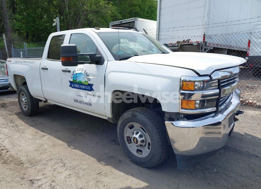 2017 Chevrolet Silverado 2500HD WT (VIN 1GC2KUEGXHZ346239) main photo