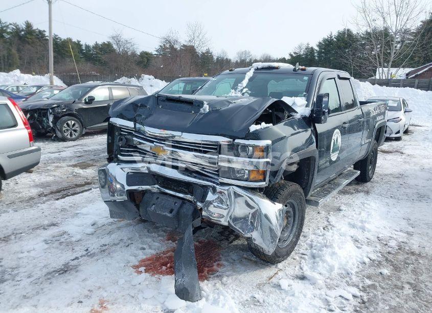 Photo 2 of 2017 Chevrolet Silverado 2500HD WT (VIN 1GC2KUEY3HZ391385)