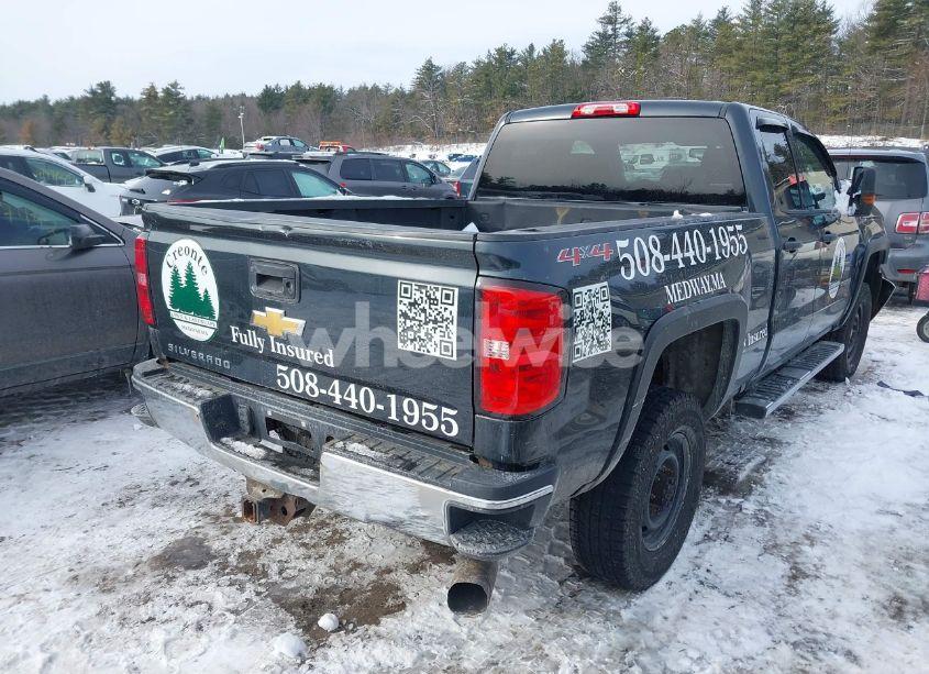 Photo 4 of 2017 Chevrolet Silverado 2500HD WT (VIN 1GC2KUEY3HZ391385)