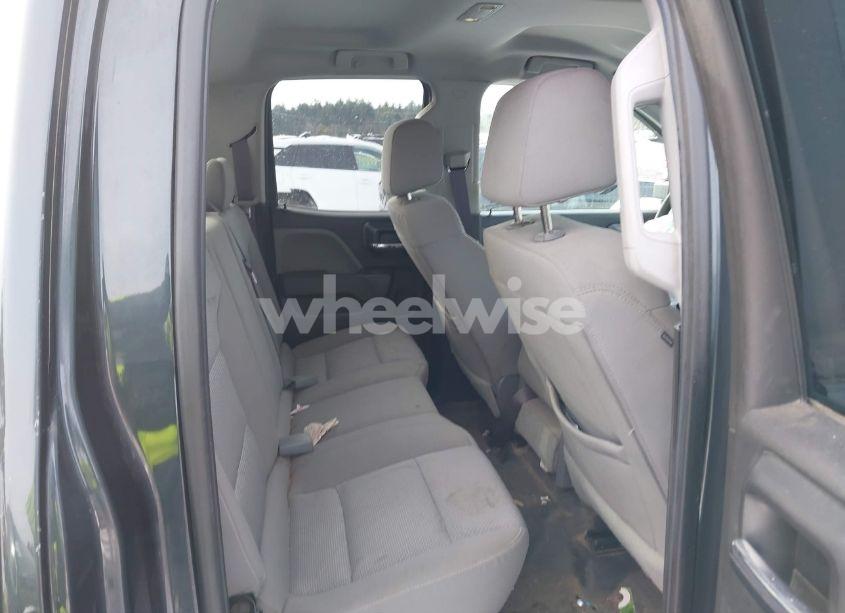 Photo 8 of 2017 Chevrolet Silverado 2500HD WT (VIN 1GC2KUEY3HZ391385)