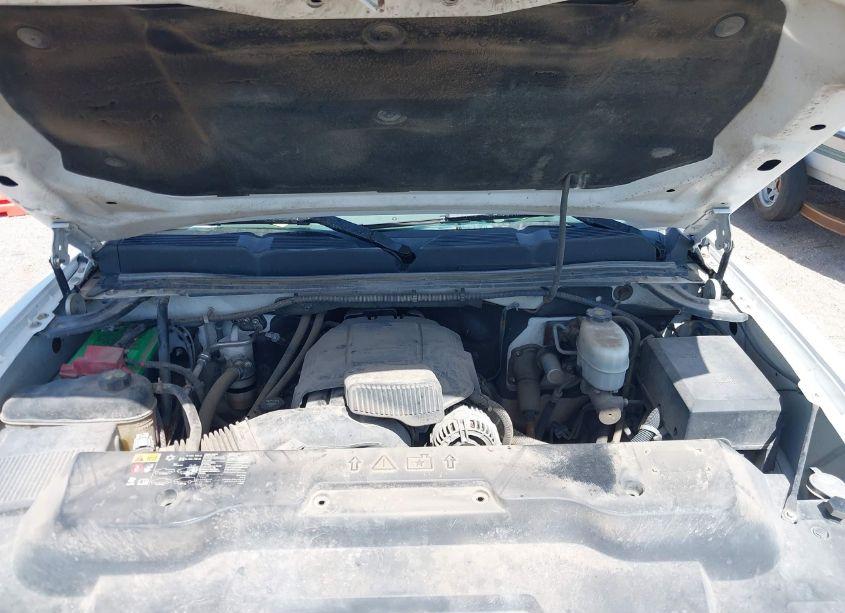 Photo 10 of 2011 Chevrolet Silverado 2500HD WORK TRUCK (VIN 1GC2KVCG0BZ353975)