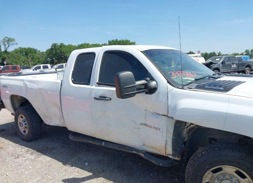 Photo 6 of 2011 Chevrolet Silverado 2500HD WORK TRUCK (VIN 1GC2KVCG0BZ353975)