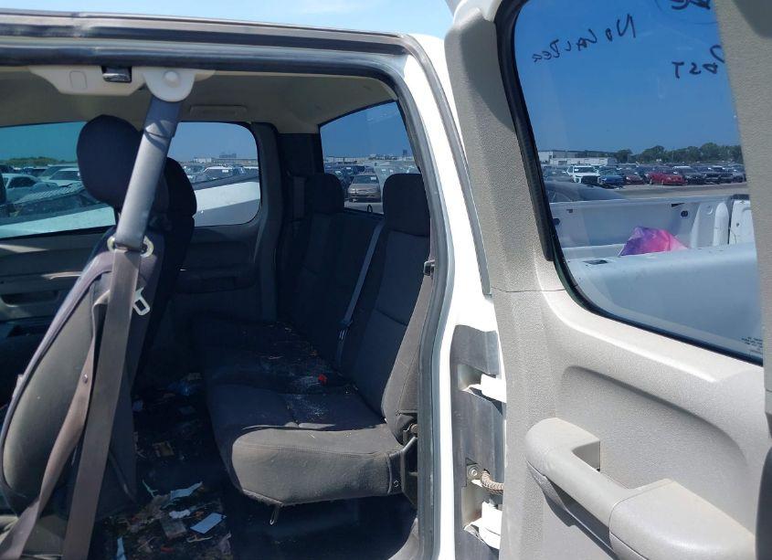 Photo 8 of 2011 Chevrolet Silverado 2500HD WORK TRUCK (VIN 1GC2KVCG0BZ353975)