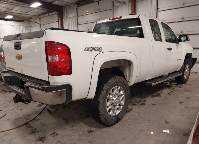 Photo 4 of 2013 Chevrolet Silverado 2500HD WORK TRUCK (VIN 1GC2KVCG6DZ343194)