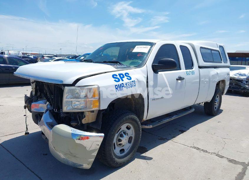 Photo 2 of 2013 Chevrolet Silverado 2500HD WORK TRUCK (VIN 1GC2KVCG7DZ269218)