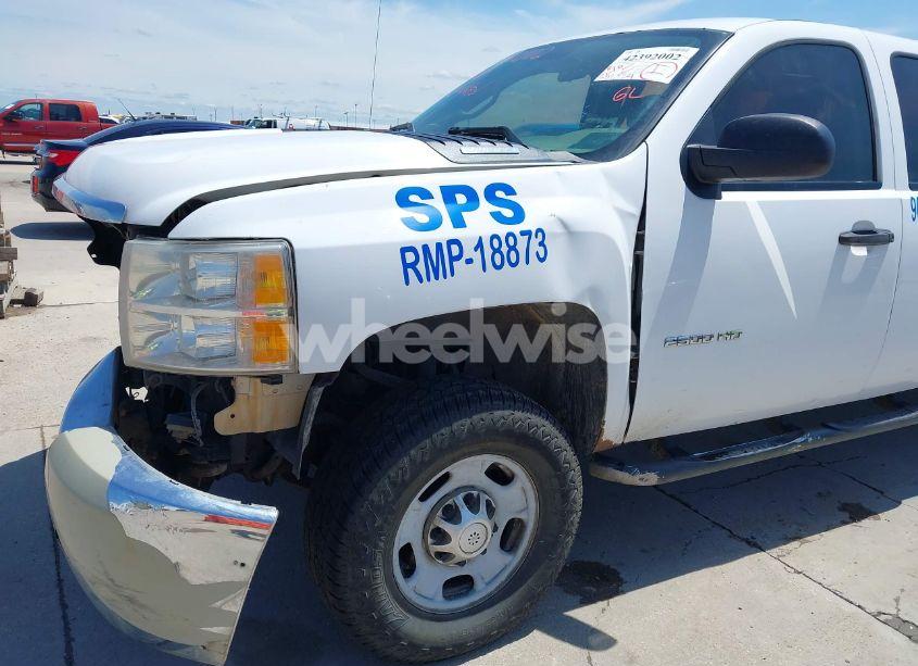 Photo 22 of 2013 Chevrolet Silverado 2500HD WORK TRUCK (VIN 1GC2KVCG7DZ269218)
