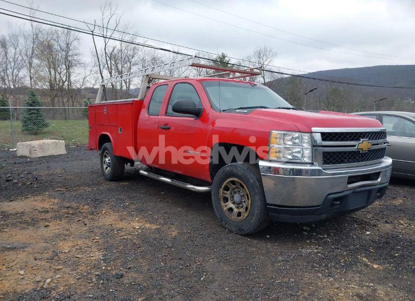 2012 Chevrolet Silverado 2500HD WORK TRUCK (VIN 1GC2KVCG8CZ106883) main photo