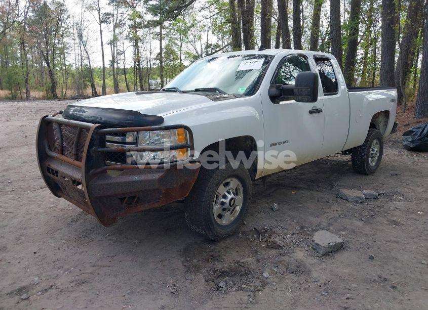 Photo 2 of 2013 Chevrolet Silverado 2500HD WORK TRUCK (VIN 1GC2KVCG8DZ369358)
