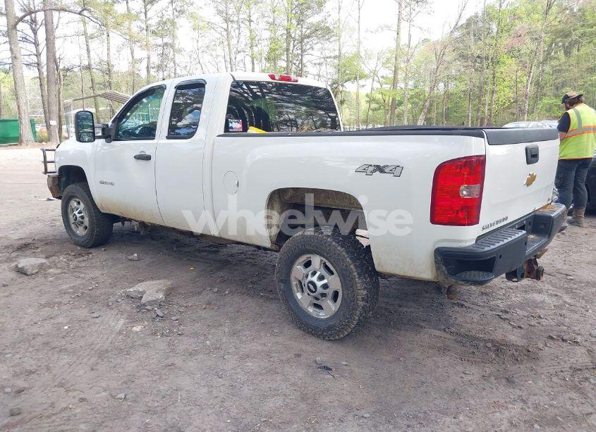 Photo 3 of 2013 Chevrolet Silverado 2500HD WORK TRUCK (VIN 1GC2KVCG8DZ369358)