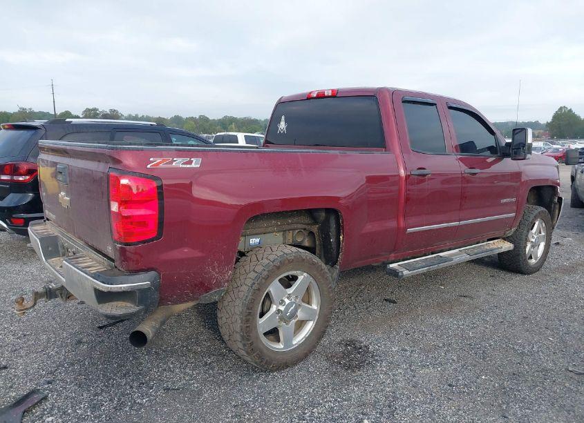 Photo 4 of 2015 Chevrolet Silverado 2500HD LT (VIN 1GC2KVE83FZ123892)