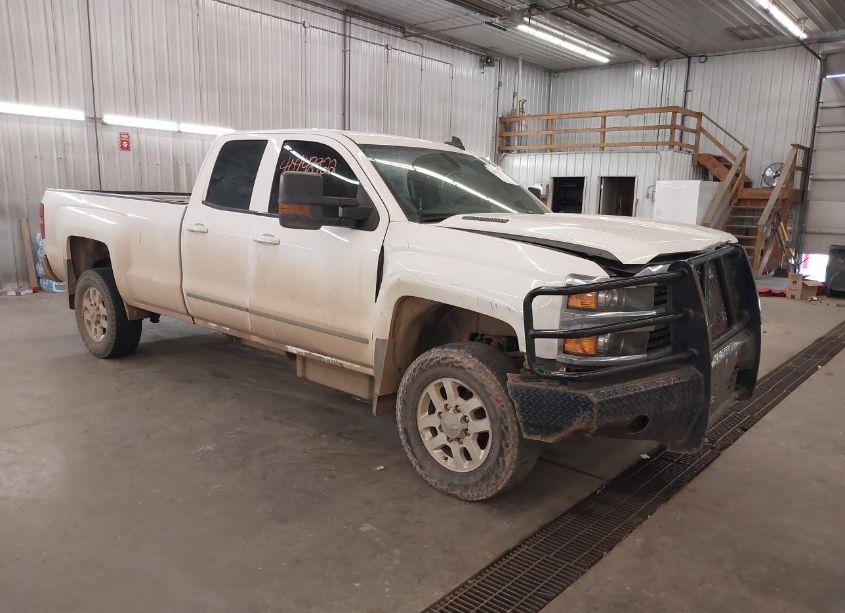 2015 Chevrolet Silverado 2500HD LT (VIN 1GC2KVE85FZ552435) main photo