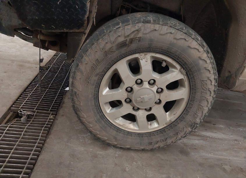 Photo 12 of 2015 Chevrolet Silverado 2500HD LT (VIN 1GC2KVE85FZ552435)