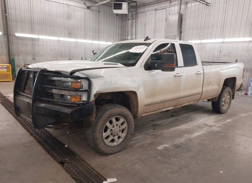 Photo 2 of 2015 Chevrolet Silverado 2500HD LT (VIN 1GC2KVE85FZ552435)