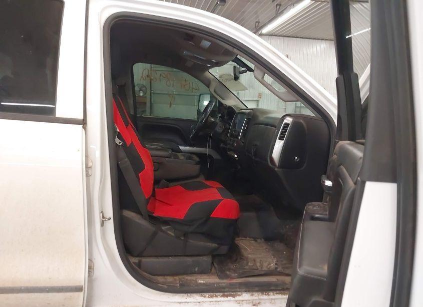 Photo 5 of 2015 Chevrolet Silverado 2500HD LT (VIN 1GC2KVE85FZ552435)