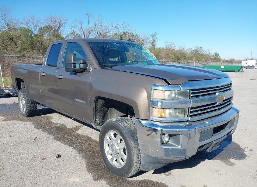 2015 Chevrolet Silverado 2500HD LT (VIN 1GC2KVEG1FZ100229) main photo