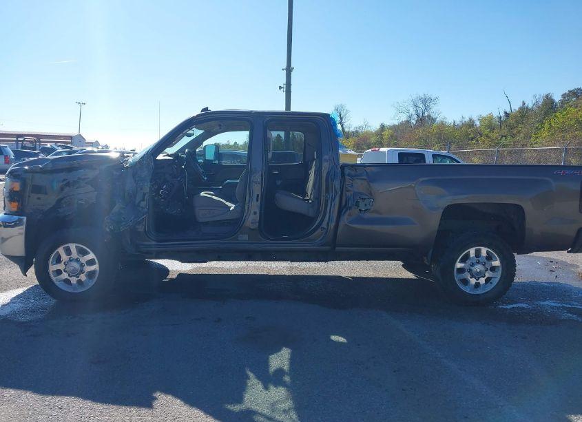 Photo 15 of 2015 Chevrolet Silverado 2500HD LT (VIN 1GC2KVEG1FZ100229)