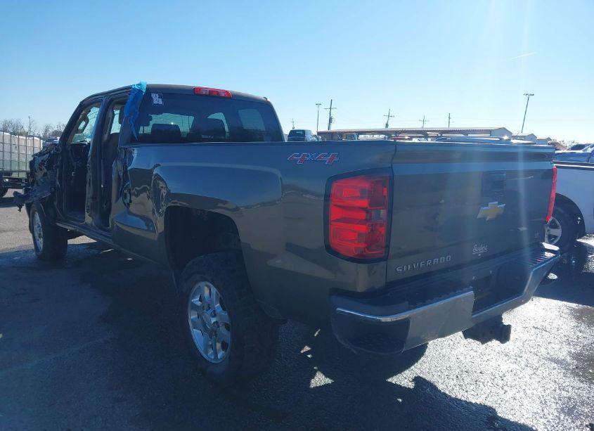 Photo 3 of 2015 Chevrolet Silverado 2500HD LT (VIN 1GC2KVEG1FZ100229)