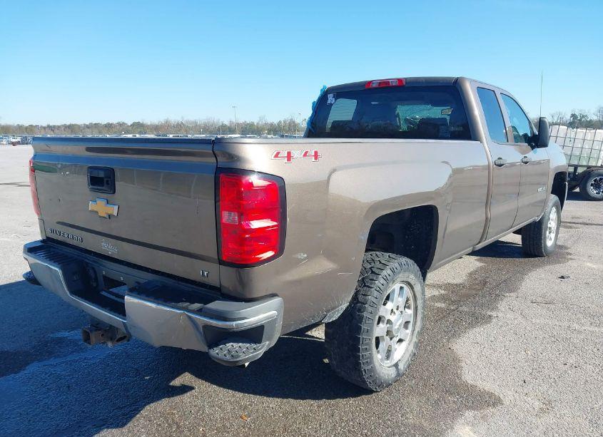 Photo 4 of 2015 Chevrolet Silverado 2500HD LT (VIN 1GC2KVEG1FZ100229)