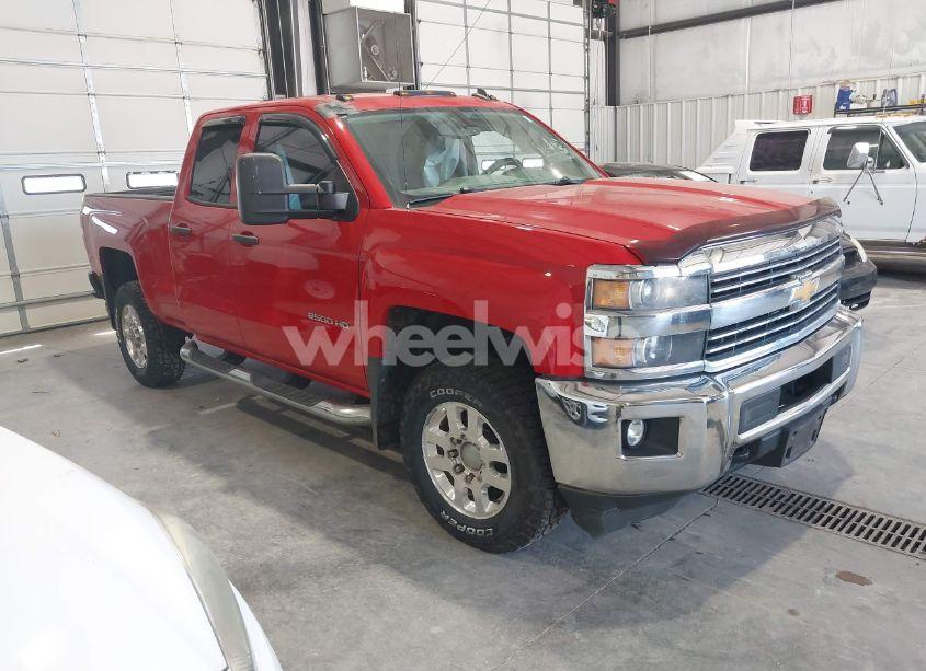 2015 Chevrolet Silverado 2500HD LT (VIN 1GC2KVEG1FZ109545) main photo