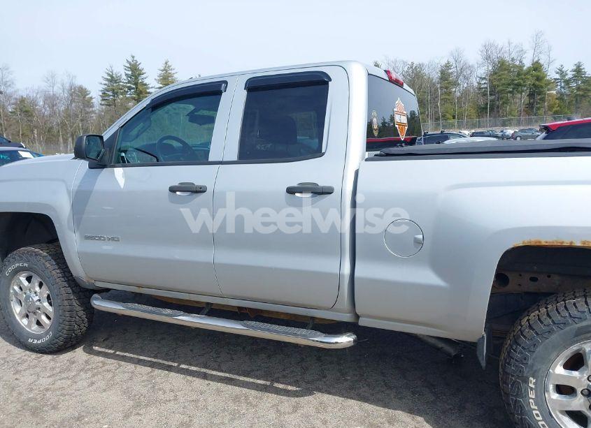 Photo 14 of 2015 Chevrolet Silverado 2500HD LT (VIN 1GC2KVEG1FZ129441)