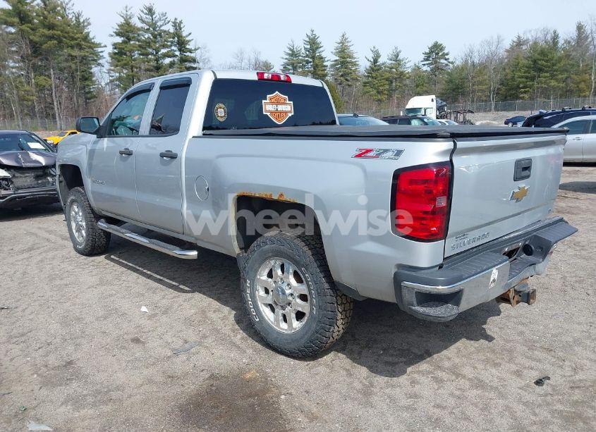 Photo 3 of 2015 Chevrolet Silverado 2500HD LT (VIN 1GC2KVEG1FZ129441)