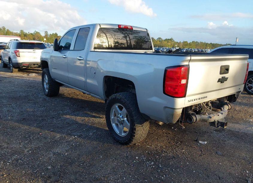 Photo 3 of 2015 Chevrolet Silverado 2500HD LT (VIN 1GC2KVEG1FZ140598)