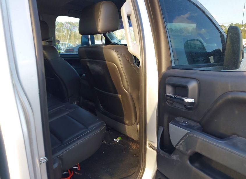 Photo 8 of 2015 Chevrolet Silverado 2500HD LT (VIN 1GC2KVEG1FZ140598)