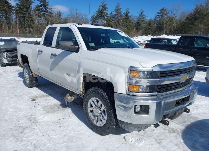 2015 Chevrolet Silverado 2500HD LT (VIN 1GC2KVEG3FZ116593) main photo