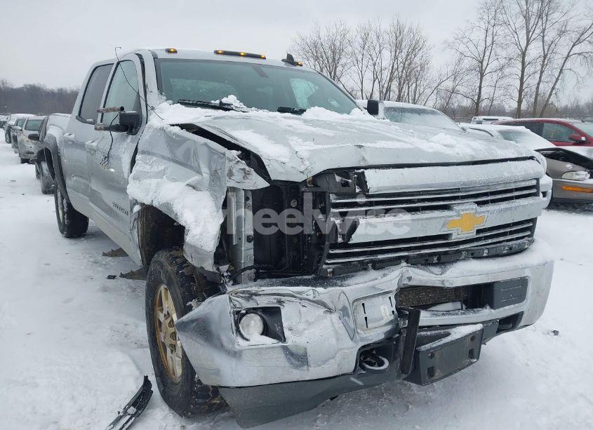 Photo 6 of 2015 Chevrolet Silverado 2500HD LT (VIN 1GC2KVEG4FZ555799)