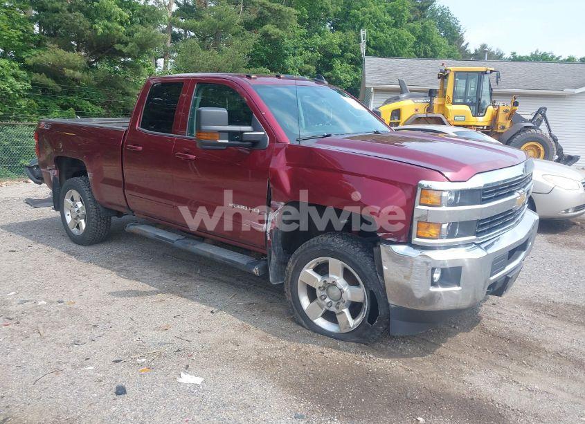 2017 Chevrolet Silverado 2500HD LT (VIN 1GC2KVEG4HZ198224) main photo