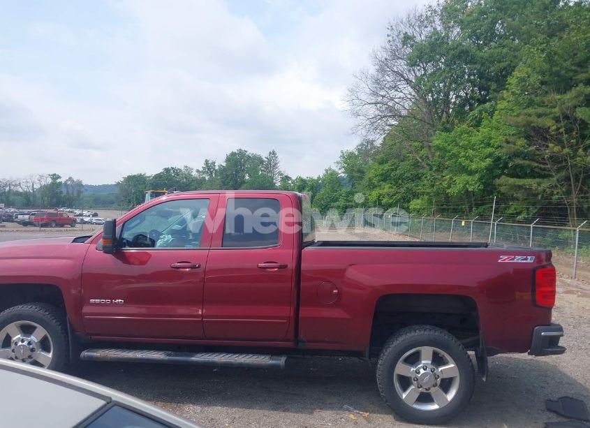 Photo 14 of 2017 Chevrolet Silverado 2500HD LT (VIN 1GC2KVEG4HZ198224)