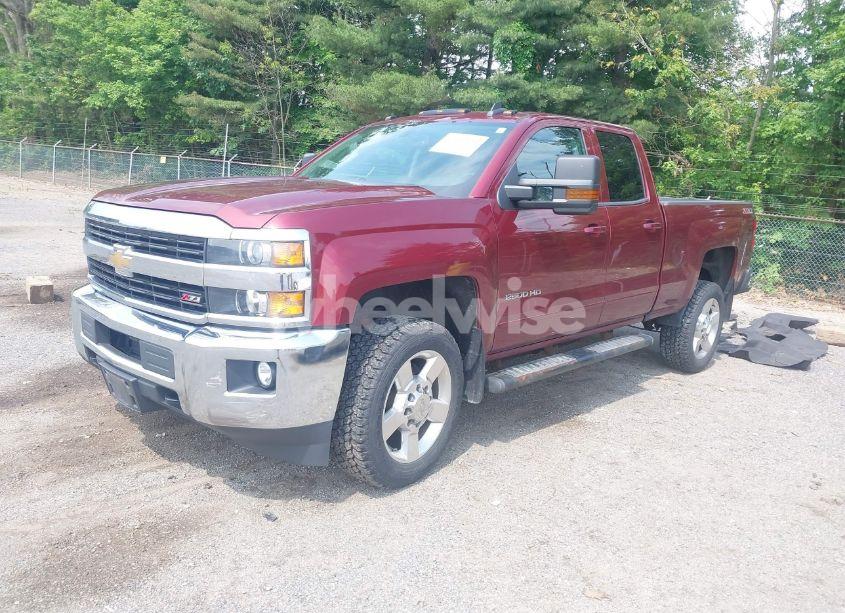 Photo 2 of 2017 Chevrolet Silverado 2500HD LT (VIN 1GC2KVEG4HZ198224)