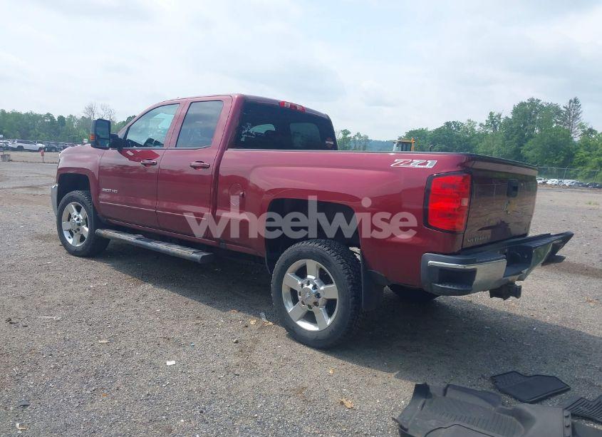 Photo 3 of 2017 Chevrolet Silverado 2500HD LT (VIN 1GC2KVEG4HZ198224)