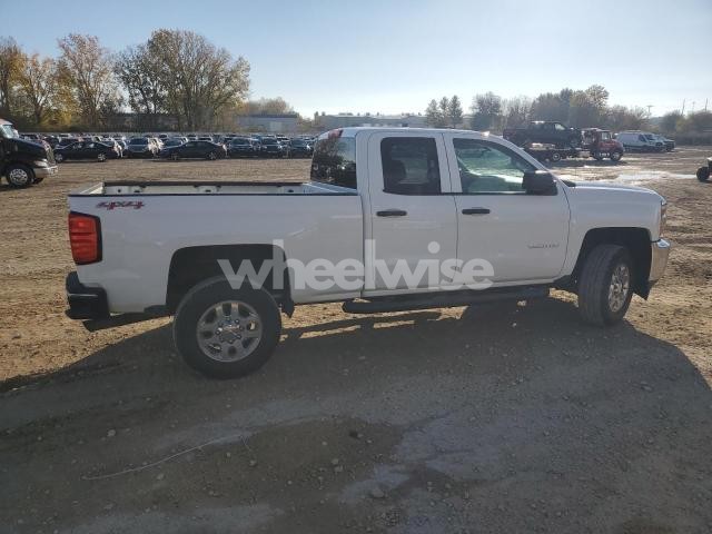 Photo 3 of 2015 CHEVROLET SILVERADO K2500 HEAVY DUTY LT (VIN 1GC2KVEG6FZ142492)