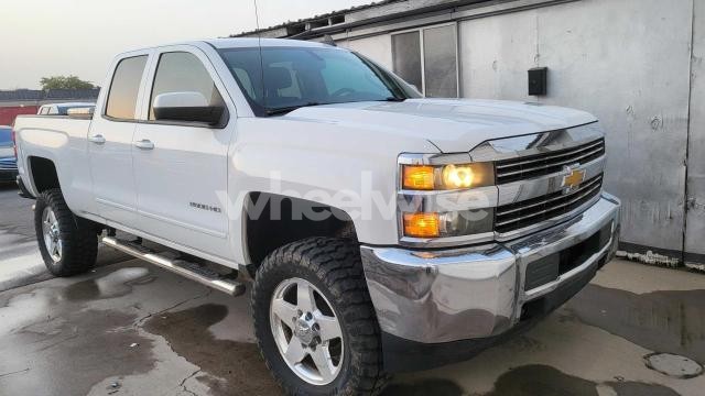 Photo 2 of 2015 CHEVROLET SILVERADO K2500 HEAVY DUTY LT (VIN 1GC2KVEG6FZ502571)