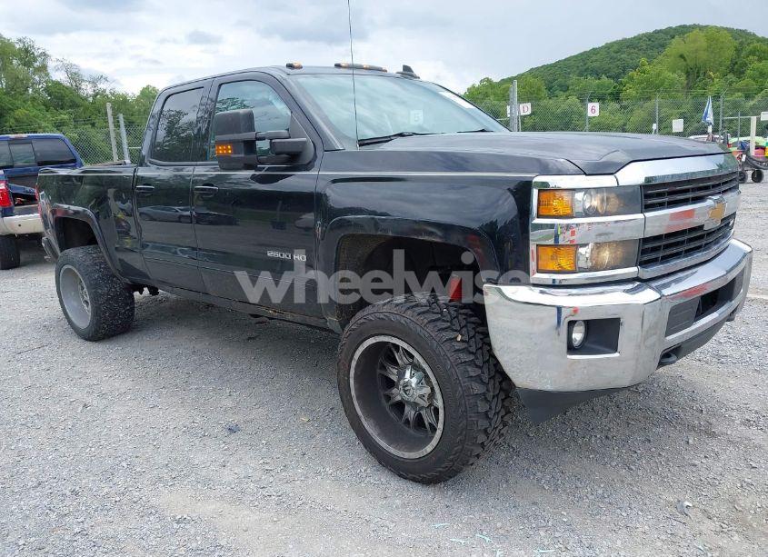 2015 Chevrolet Silverado 2500HD LT (VIN 1GC2KVEG6FZ509763) main photo