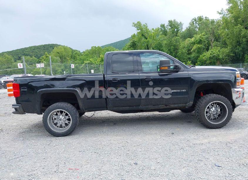 Photo 13 of 2015 Chevrolet Silverado 2500HD LT (VIN 1GC2KVEG6FZ509763)