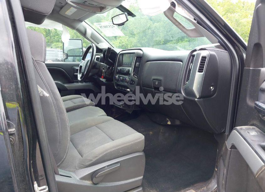 Photo 5 of 2015 Chevrolet Silverado 2500HD LT (VIN 1GC2KVEG6FZ509763)