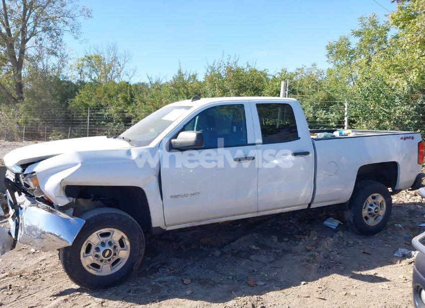 Photo 14 of 2015 Chevrolet Silverado 2500HD LT (VIN 1GC2KVEG7FZ105371)