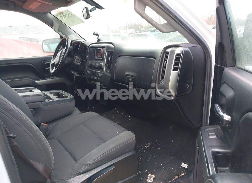 Photo 5 of 2015 Chevrolet Silverado 2500HD LT (VIN 1GC2KVEG7FZ105371)