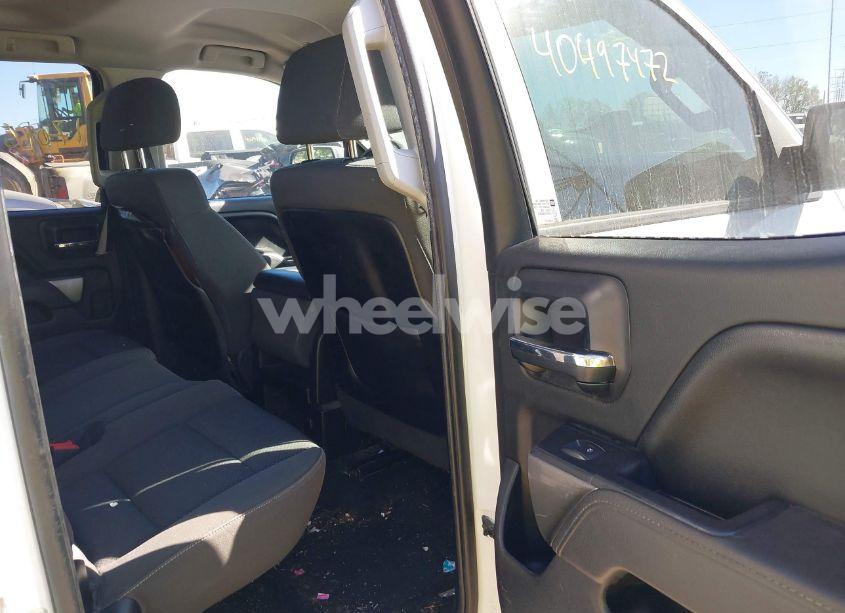 Photo 8 of 2015 Chevrolet Silverado 2500HD LT (VIN 1GC2KVEG7FZ105371)