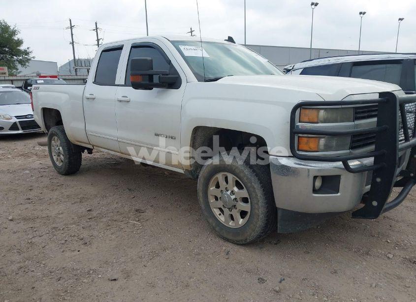 2015 Chevrolet Silverado 2500HD LT (VIN 1GC2KVEG8FZ544983) main photo