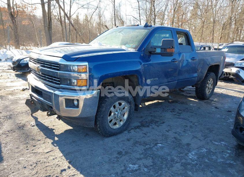 Photo 2 of 2015 Chevrolet Silverado 2500HD LT (VIN 1GC2KVEG8FZ549360)