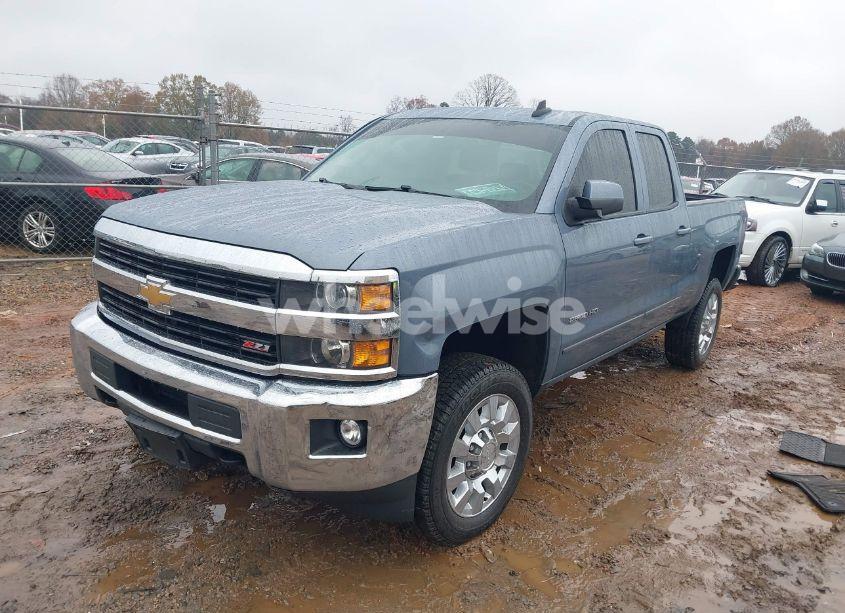 Photo 2 of 2015 Chevrolet Silverado 2500HD LT (VIN 1GC2KVEGXFZ533421)