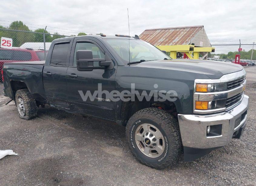 2017 Chevrolet Silverado 2500HD LT (VIN 1GC2KVEGXHZ187129) main photo