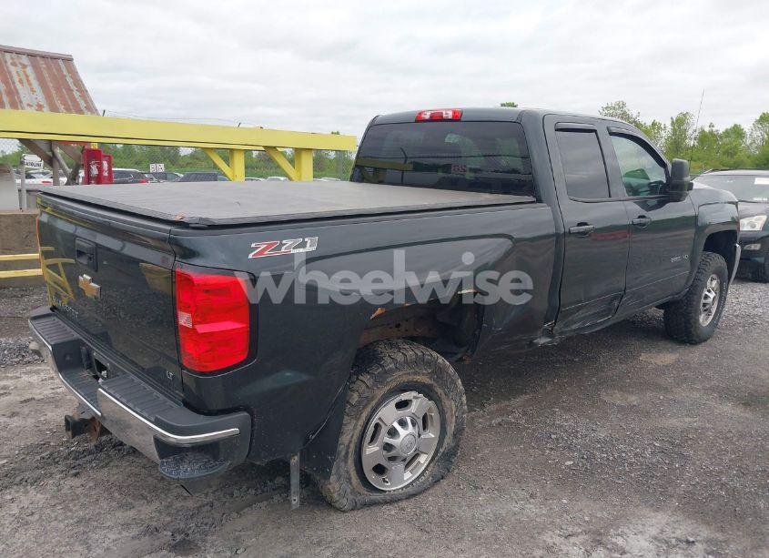 Photo 4 of 2017 Chevrolet Silverado 2500HD LT (VIN 1GC2KVEGXHZ187129)