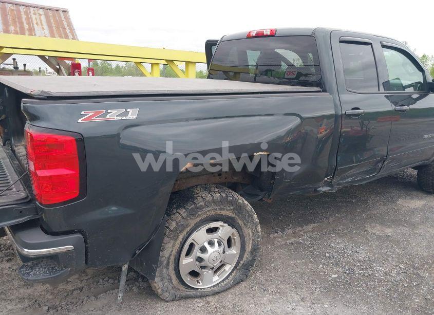 Photo 6 of 2017 Chevrolet Silverado 2500HD LT (VIN 1GC2KVEGXHZ187129)