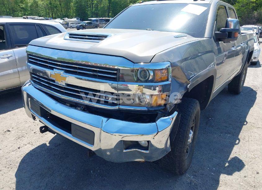 Photo 6 of 2017 Chevrolet Silverado 2500HD LTZ (VIN 1GC2KWEY0HZ258014)