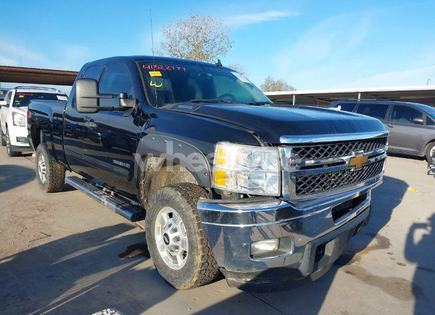 2013 Chevrolet Silverado 2500HD LT (VIN 1GC2KXC89DZ400413) main photo